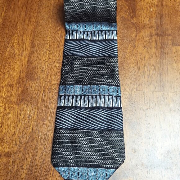 Bellini- New York-Milan ~ Silk Necktie ~ Excellent Condition - Picture 3 of 8